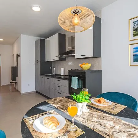 Apartman Mares 2 Krk Town Exterior photo