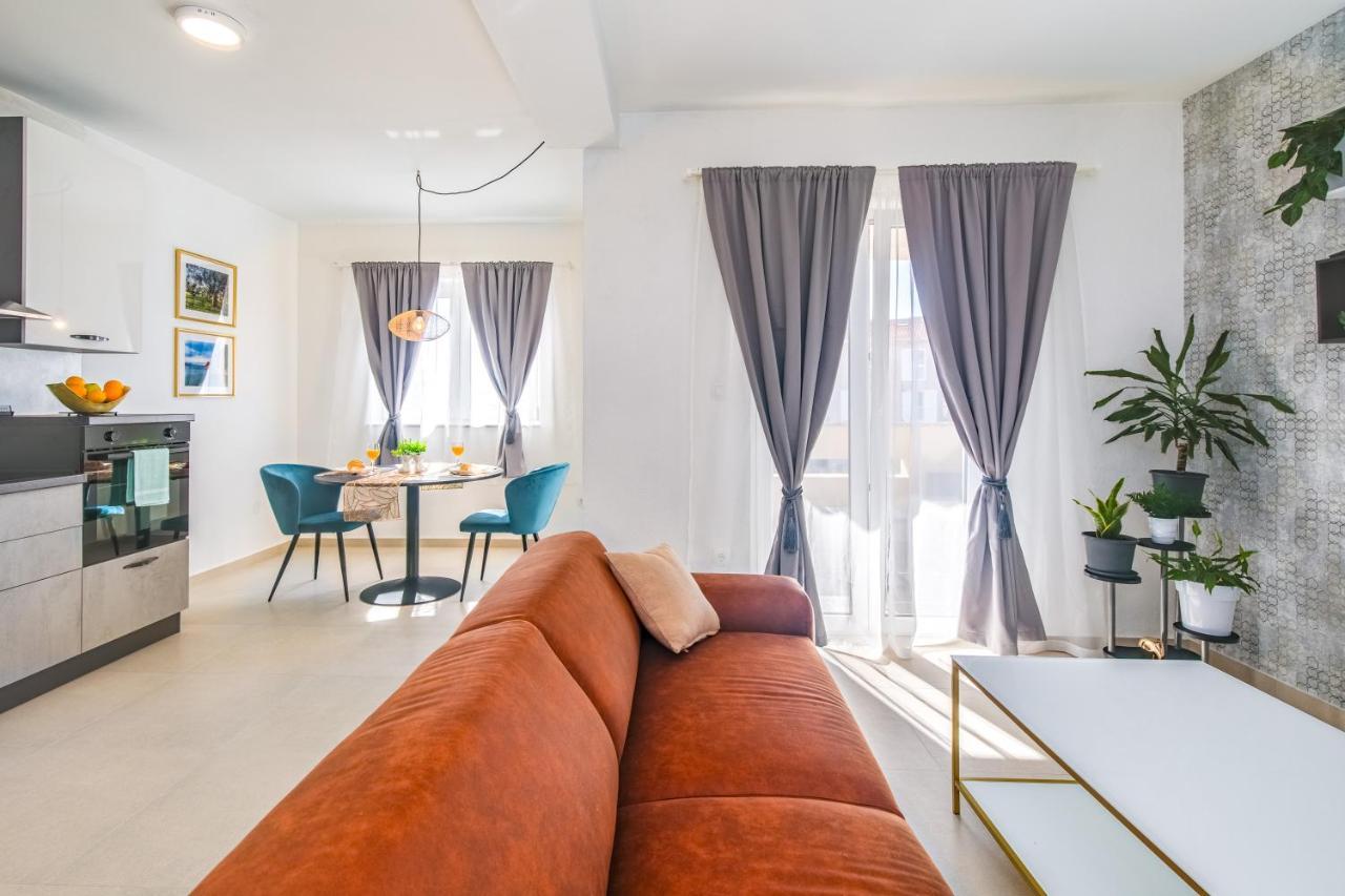 Mares 2 * Krk Town