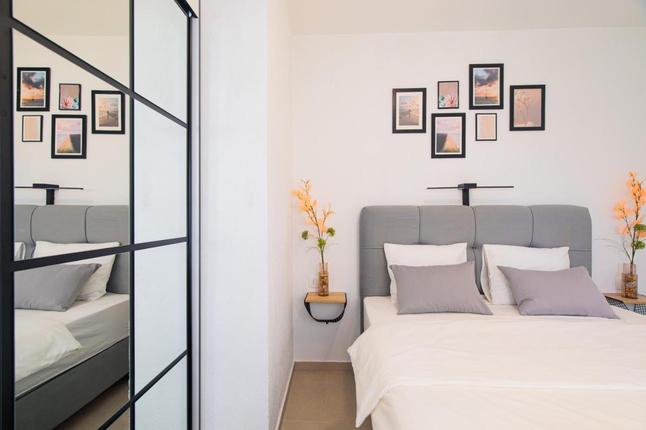 Apartment Mares 2 *
