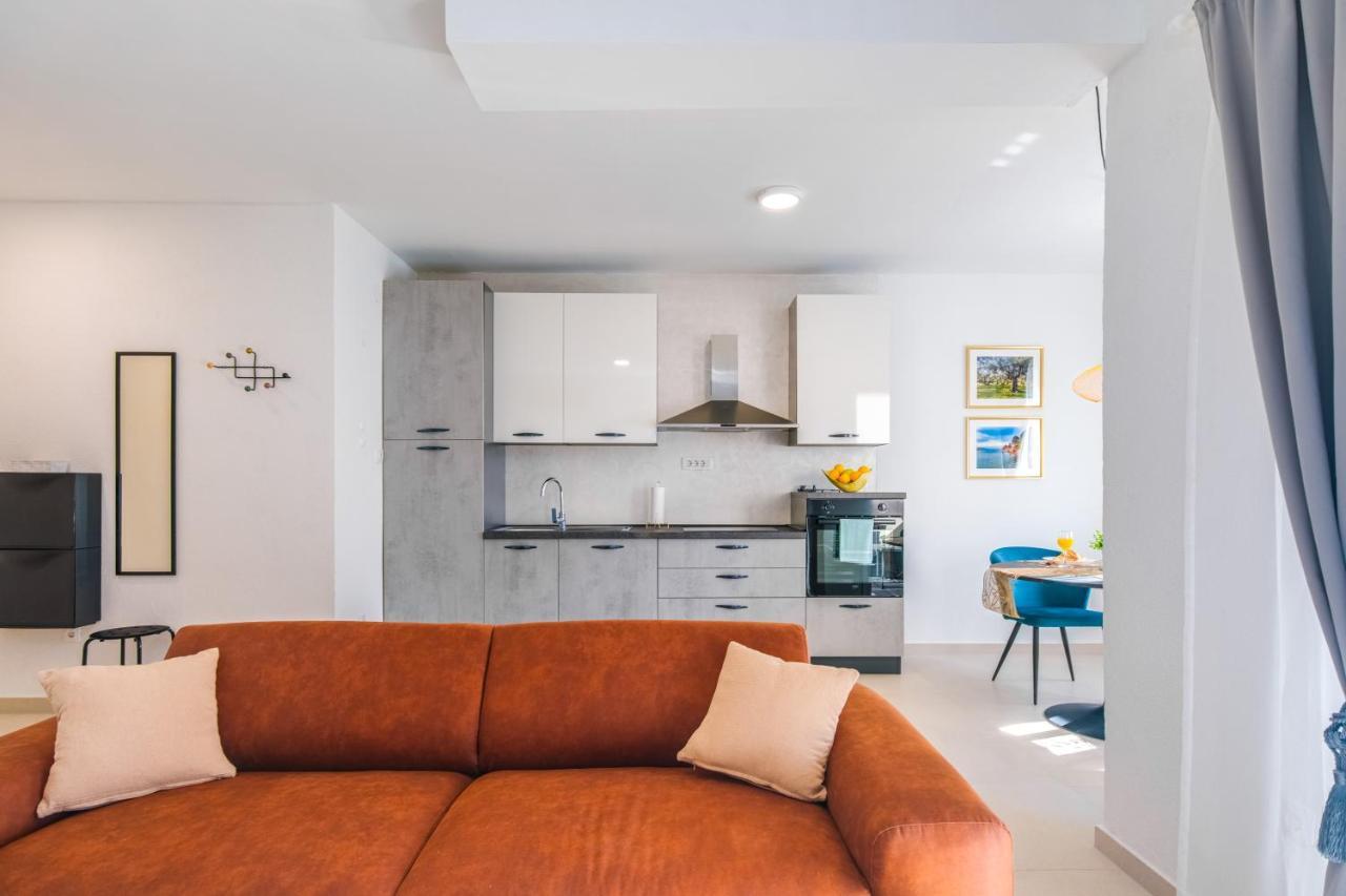 Apartment Mares 2 *